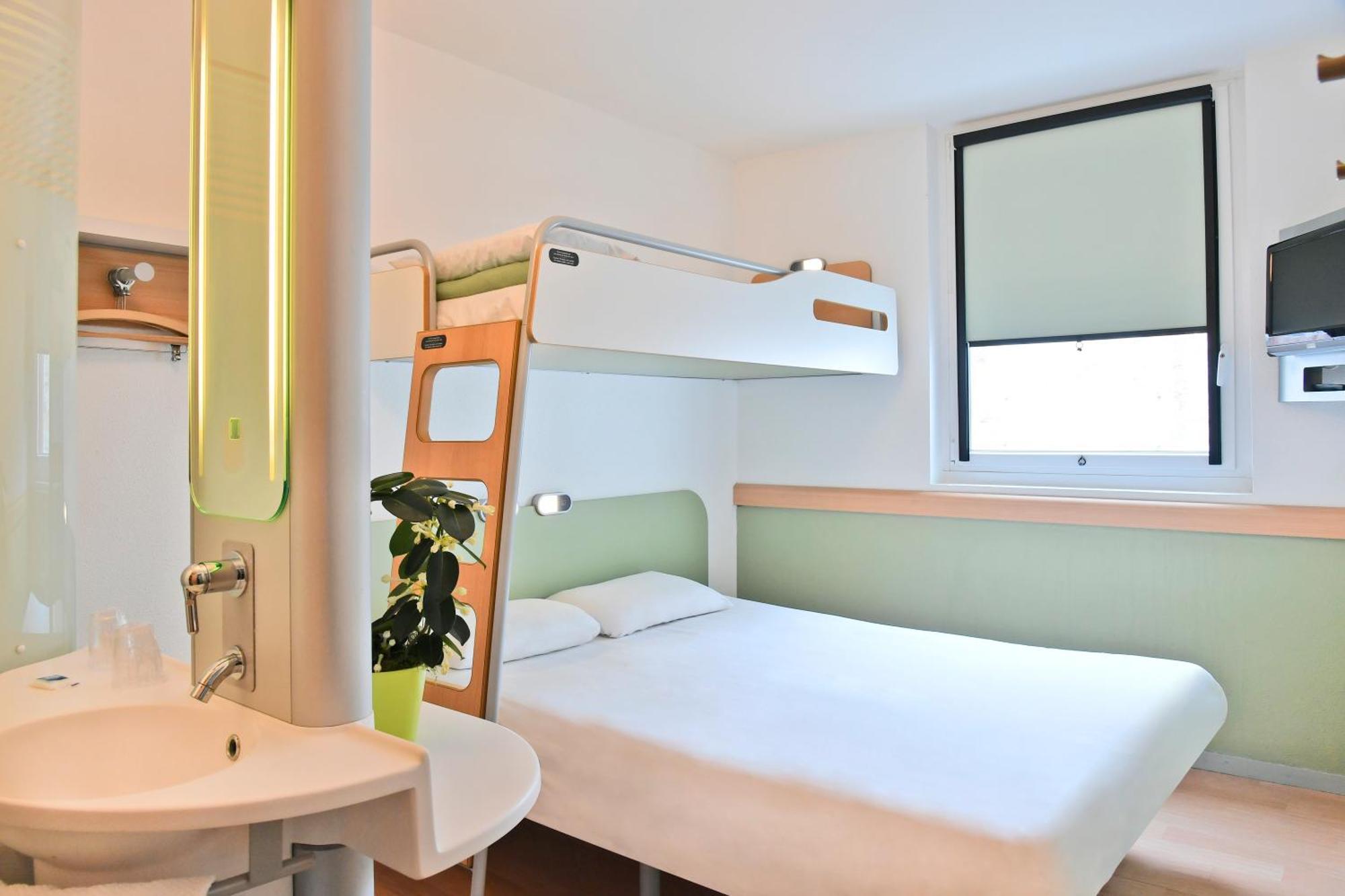 Ibis Budget Saint-Quentin Centre Gare Eksteriør bilde